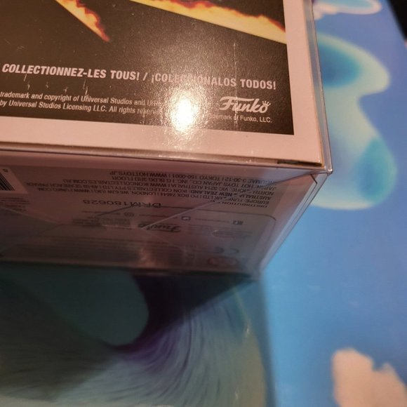 Back to the Future Marty McFly 2018 Canadian Convention Exclusive Funko Pop - Picture 9 of 11